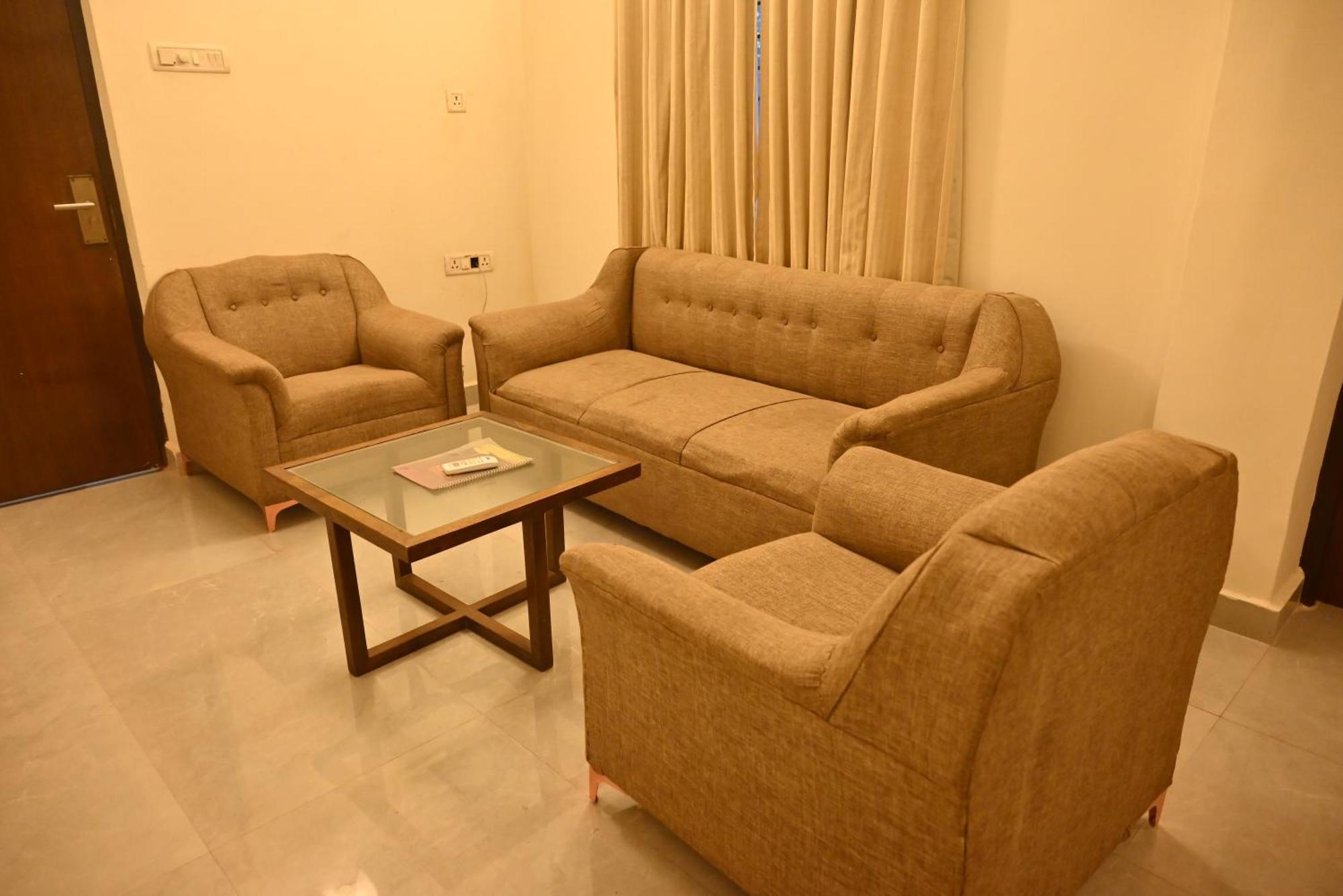 Hotel Sun Green Bhubaneswar Dış mekan fotoğraf